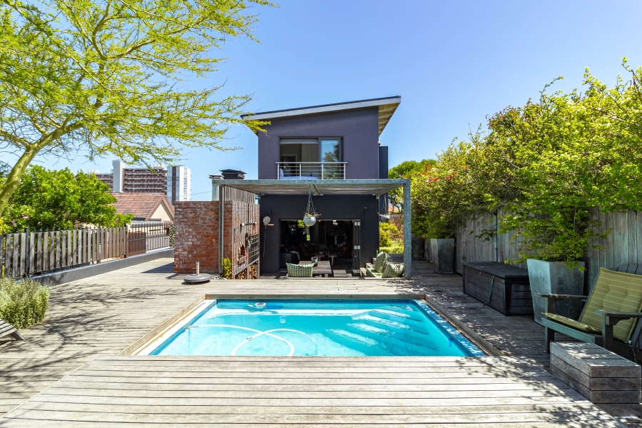 5 Bedroom Property for Sale in Strand North Western Cape